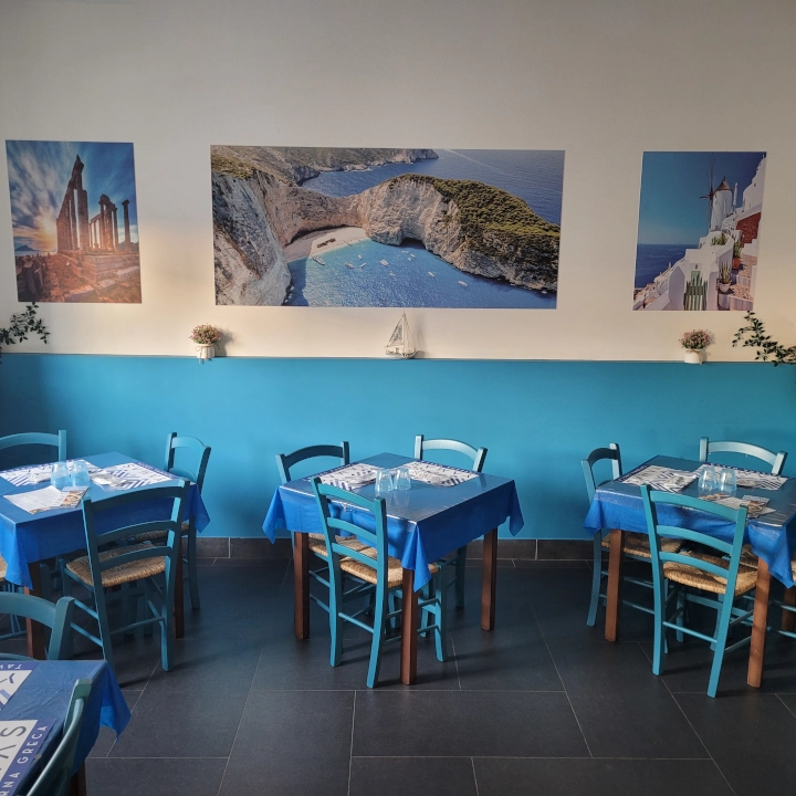 Locale in pieno stile greco taverna greca a San Vitaliano